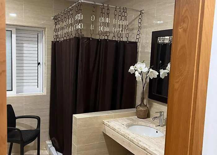 Royalheronhouse Πανσιόν Βιάνα ντο Καστέλο